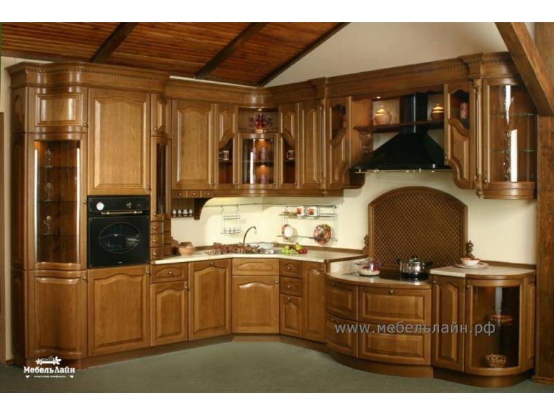 классическая кухня из массива дерева в Саранске