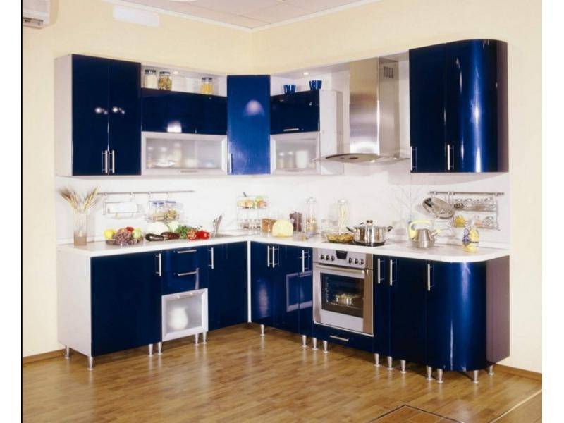 глянцевая угловая кухня в Саранске