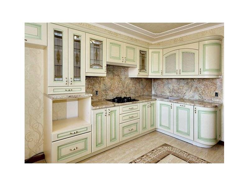 угловая кухня из массива марсилья в Саранске