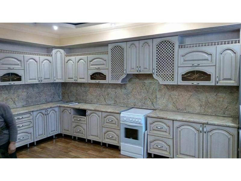 классическая угловая кухня в Саранске