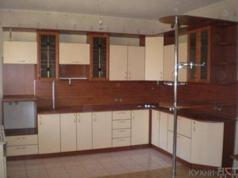 кухонный гарнитур угловой кофе с молоком в Саранске
