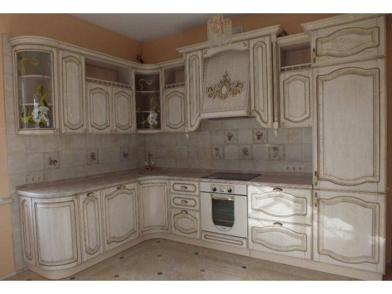 светлый кухонный гарнитур в Саранске