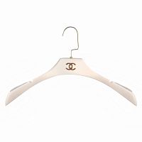 вешалка-плечики chanel белая для женской одежды в Саранске